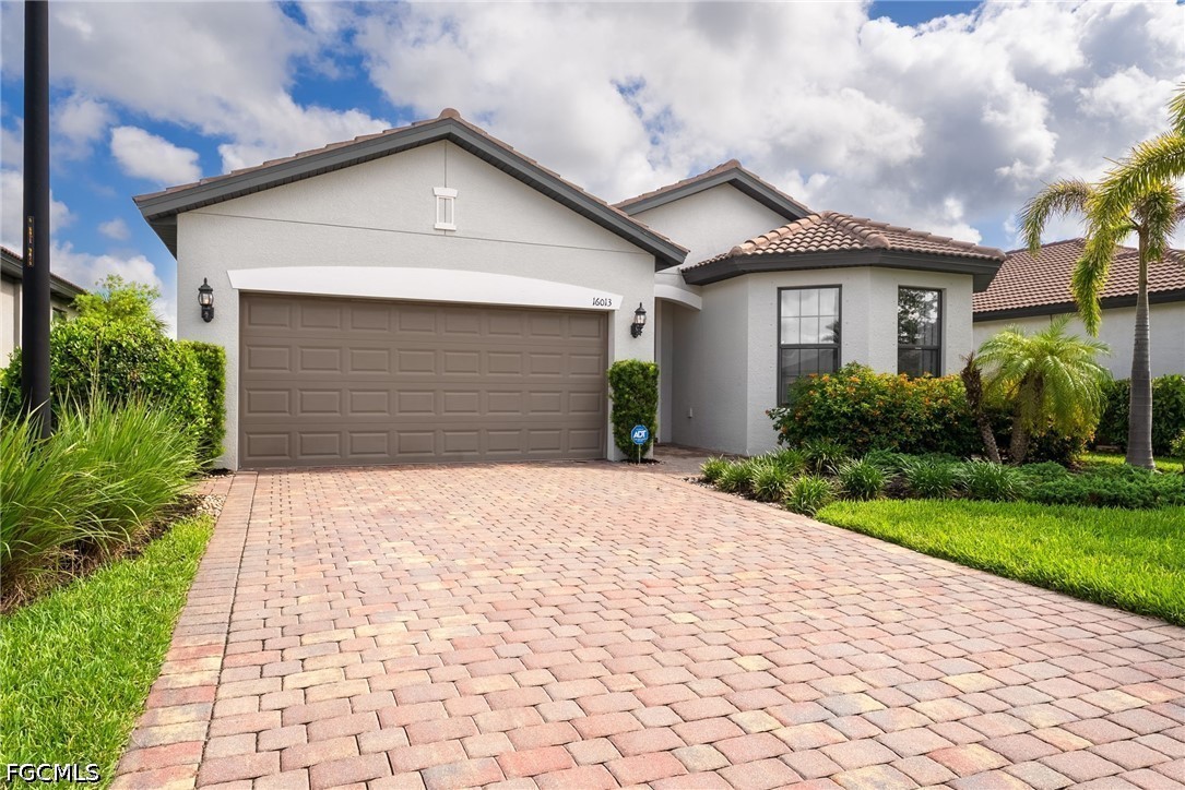 16013 Palmetto Prairie Drive