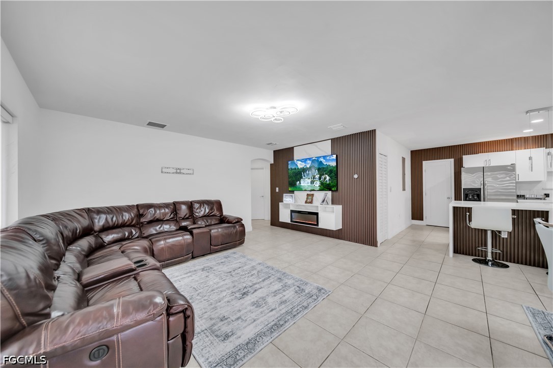 7929 NW 36 Court