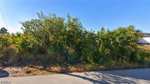 Photo of 3013 26th Street W, Lehigh Acres, FL 33971 (MLS # 2026039635)