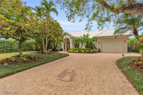 441 2nd Avenue N Naples FL 34102