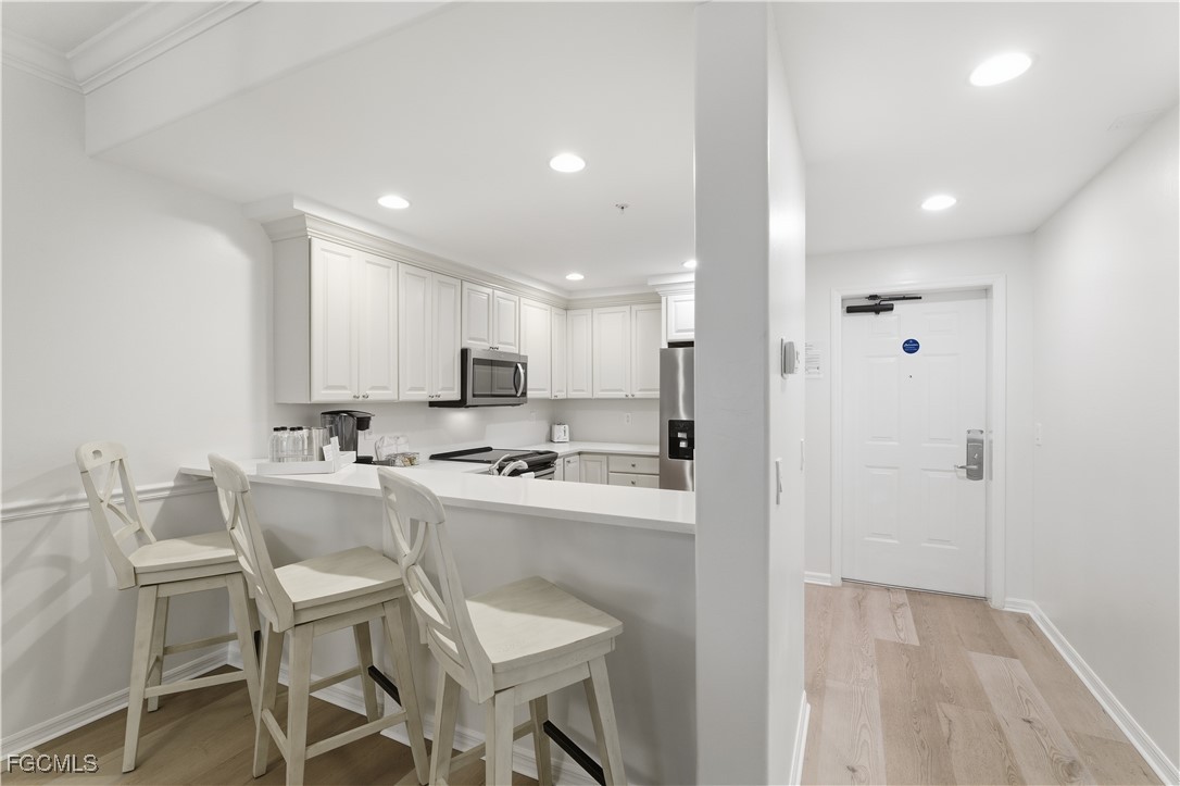 221 9th Street S 217