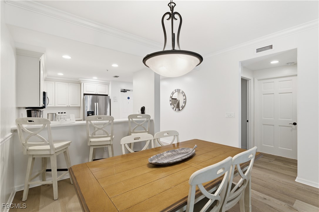 221 9th Street S 217