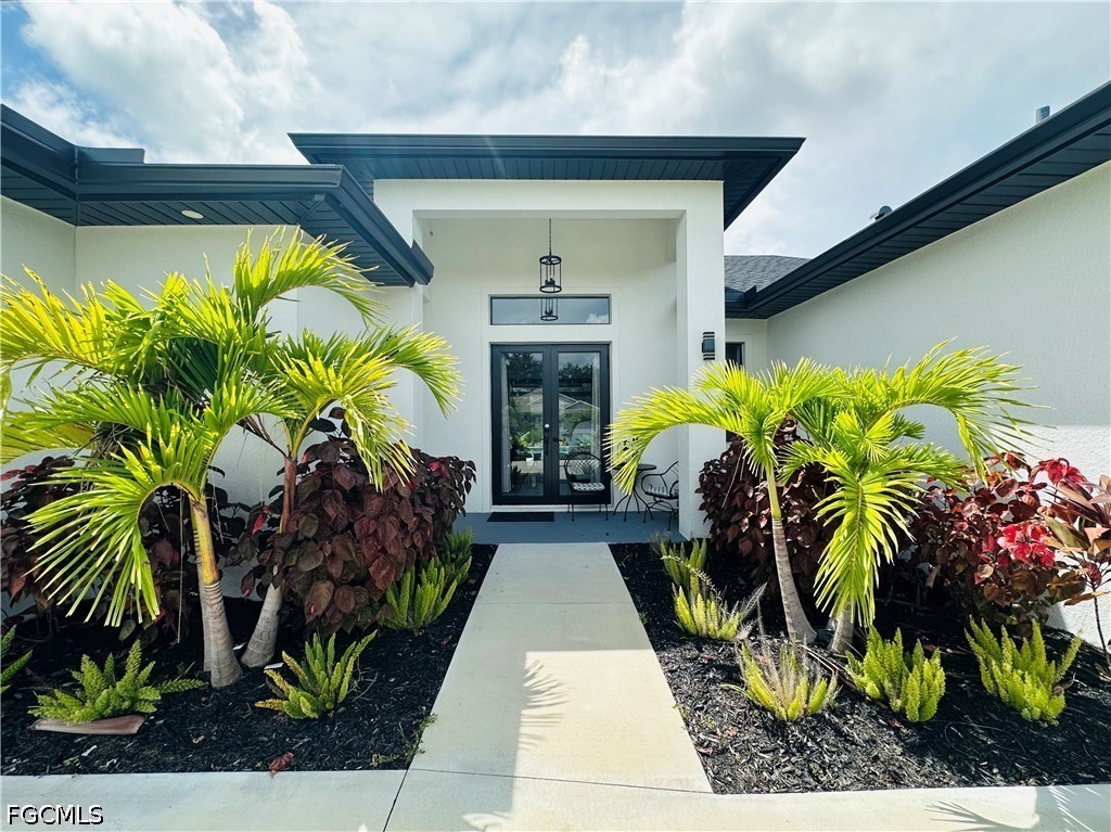 613 Hibiscus Avenue