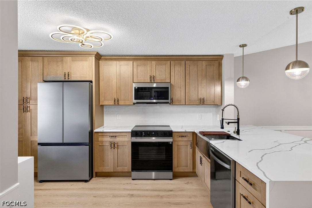 7761 Jewel Lane 202