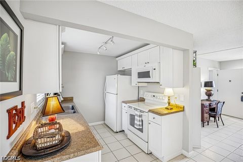 Tiny photo for 1514 Edgewater Circle #3A, Fort Myers, FL 33919 (MLS # 2026020091)