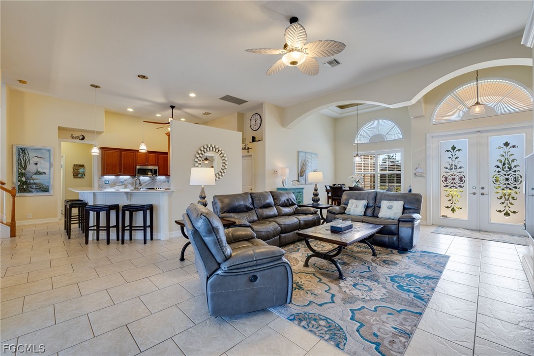 Cape Coral, Florida, 33914, United States, 4 Bedrooms Bedrooms, ,5 BathroomsBathrooms,Residential,Pending,2027295
