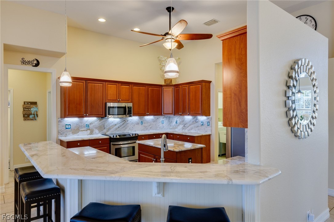 Cape Coral, Florida, 33914, United States, 4 Bedrooms Bedrooms, ,5 BathroomsBathrooms,Residential,Pending,2027295