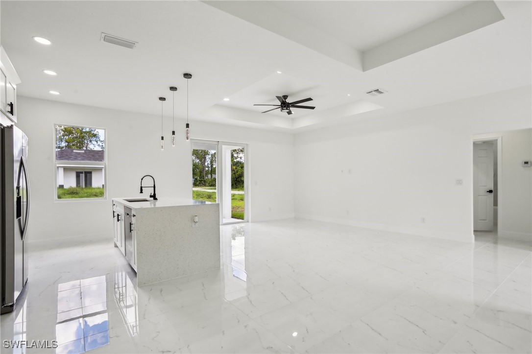 2807 19th Street W