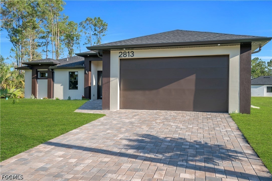 2813 40th Street W