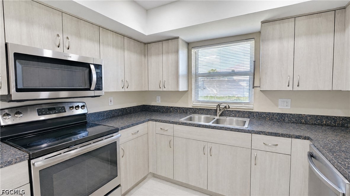 3608/3612 SW 7th Place