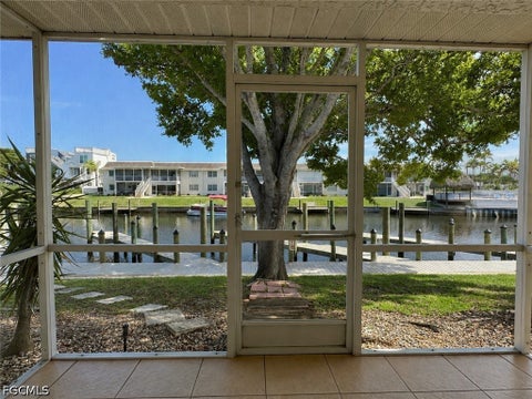 Tiny photo for 1107 SE 46th Lane #E, Cape Coral, FL 33904 (MLS # 2026025140)