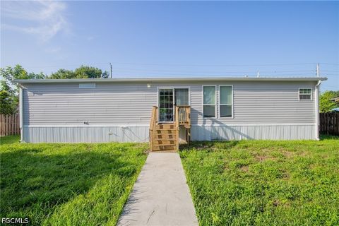 Tiny photo for 1580 Ridgdill Road, Clewiston, FL 33440 (MLS # 2026020297)