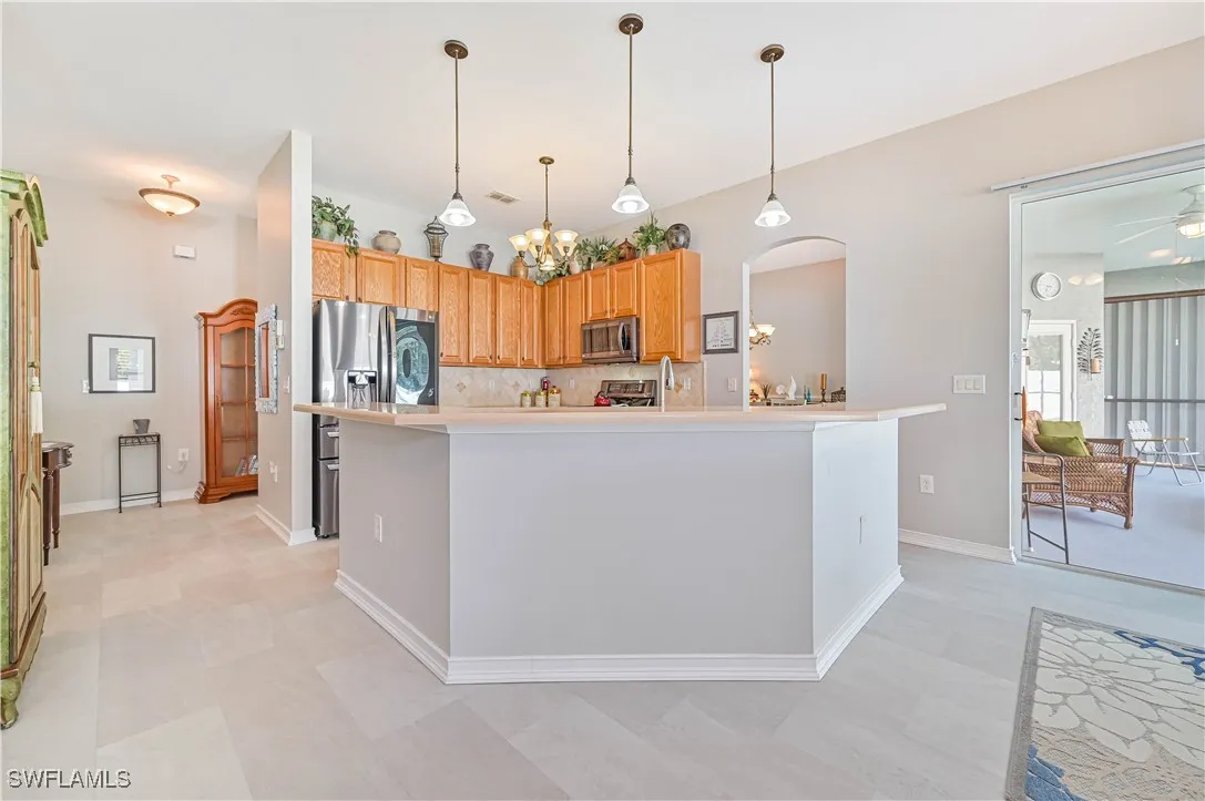 Fort Myers, Florida 33905, United States, 3 Bedrooms Bedrooms, ,2 BathroomsBathrooms,Residential,Active,35707