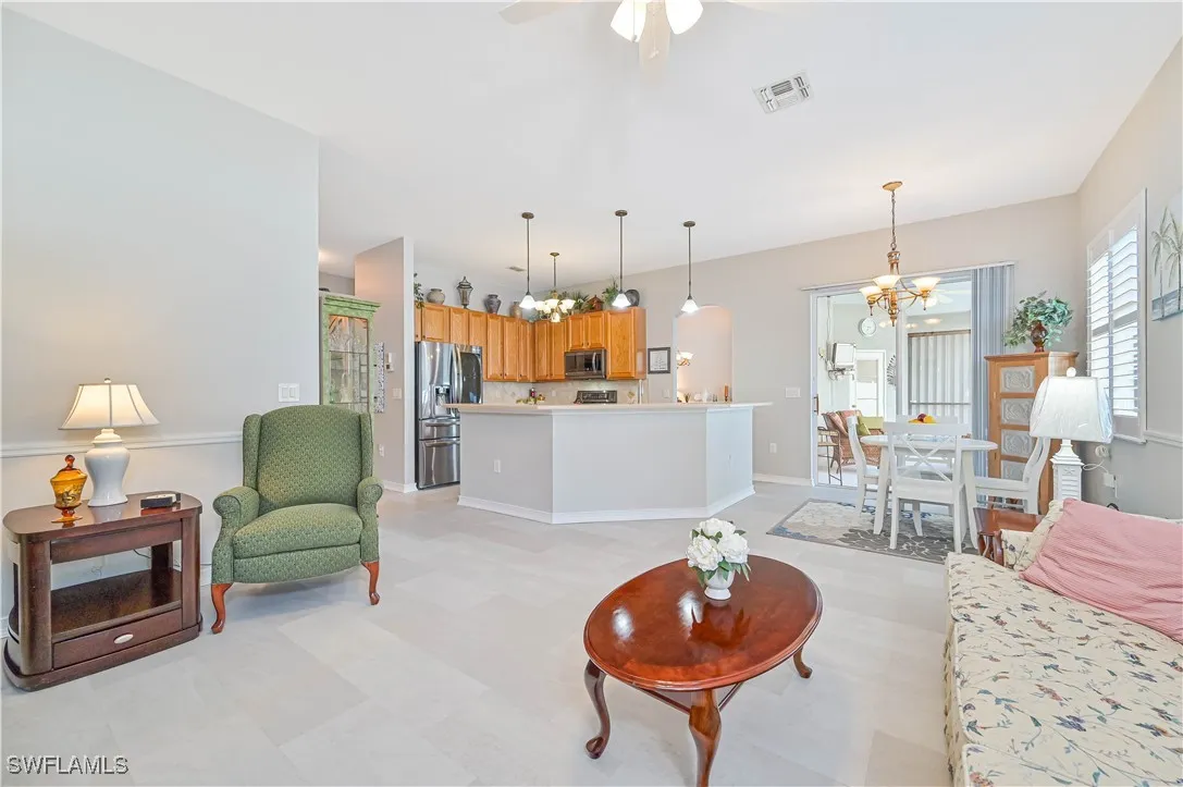 Fort Myers, Florida 33905, United States, 3 Bedrooms Bedrooms, ,2 BathroomsBathrooms,Residential,Active,35707