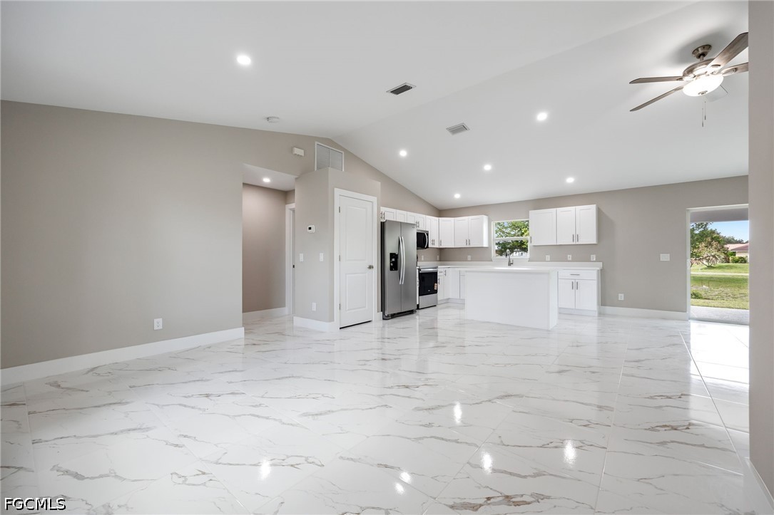 14130 Roof Street