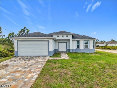 2815 Karen Avenue N Lehigh Acres FL 33971