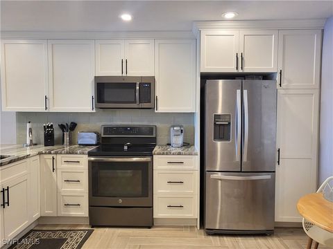 11460 Caravel Circle 5016 Fort Myers FL 33908