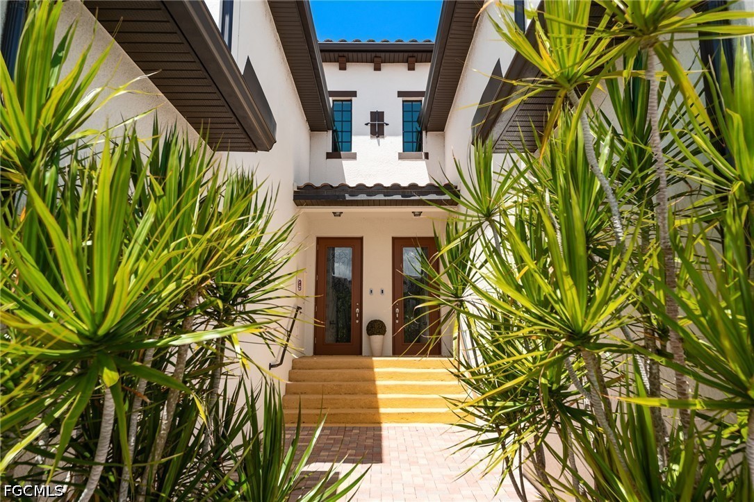12027 Hawthorn Lake Drive 202