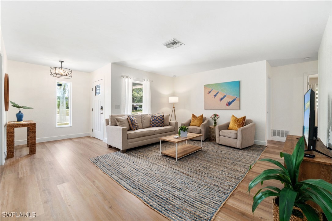 3565 Balboa Circle W