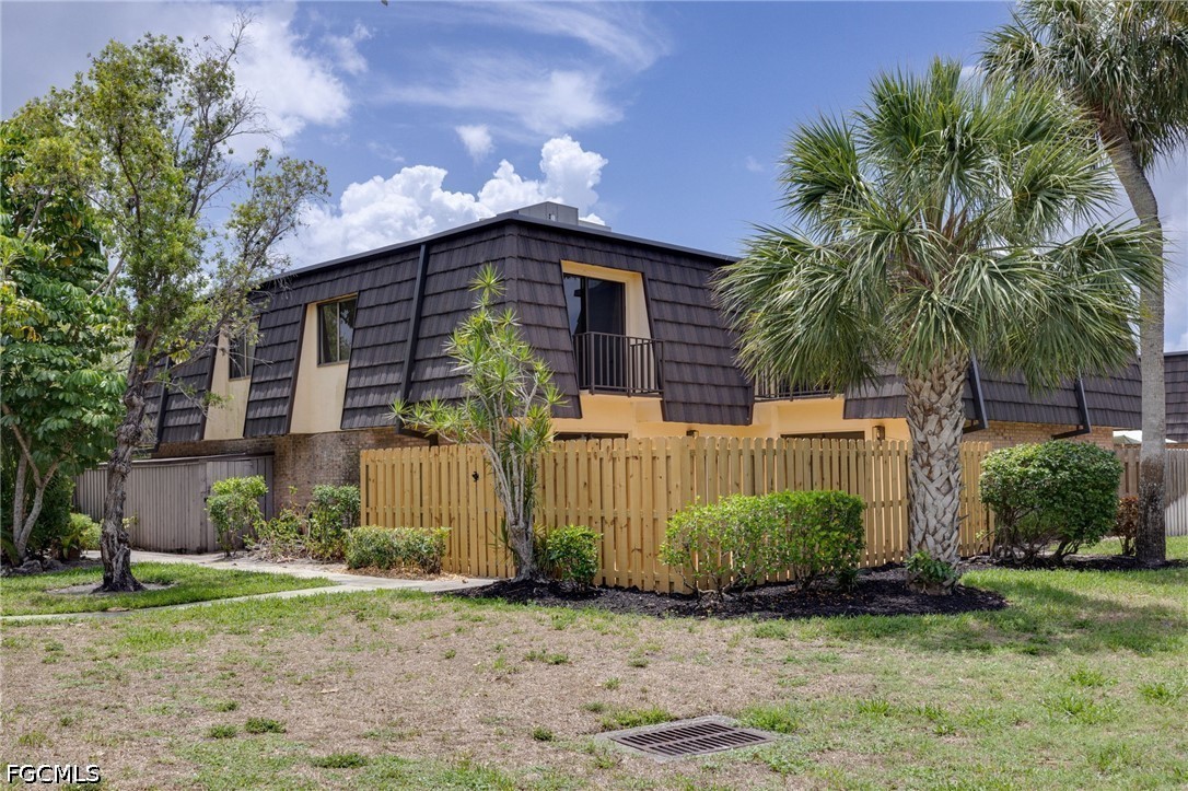 Photo 1 of 30 — 4047 Sandlewood Lane 3, Fort Myers, FL 33907