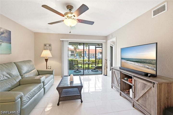 Photo 1 of 25 — 4987 Pepper Circle 107, Naples, FL 34113