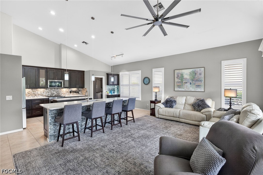 9514 Mariners Cove Lane