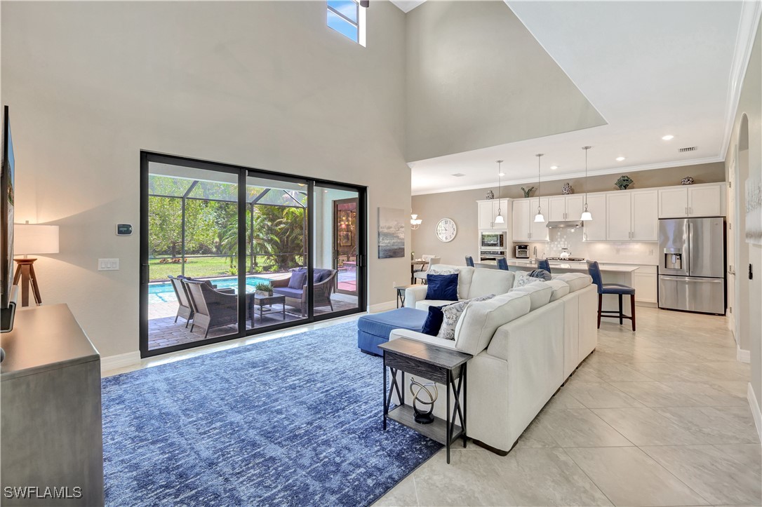 2102 Antigua Lane