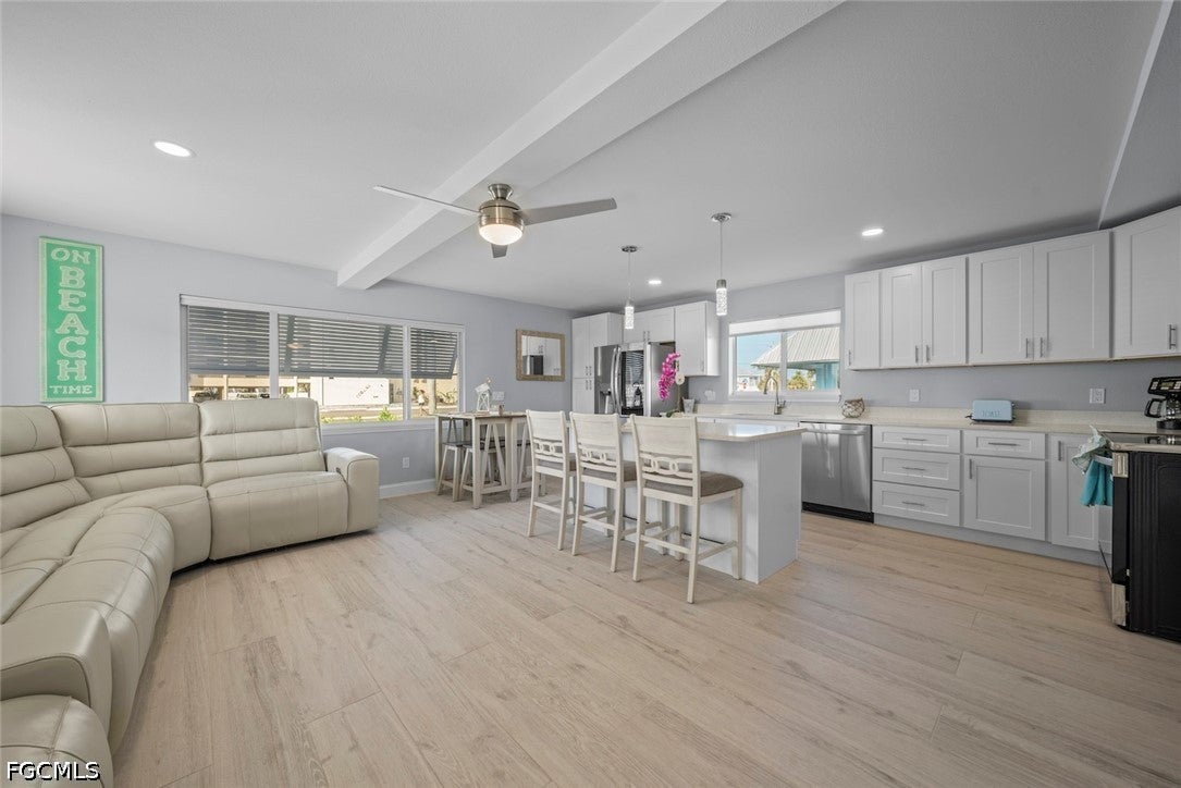 6151 Estero Boulevard 6