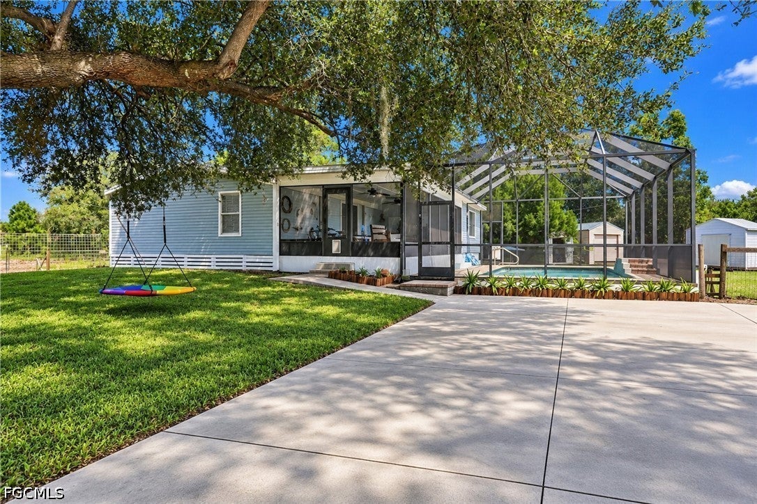 423 N Estribo Street