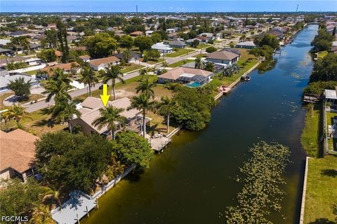Tiny photo for 516 SE 8th Place, Cape Coral, FL 33990 (MLS # 2026020162)