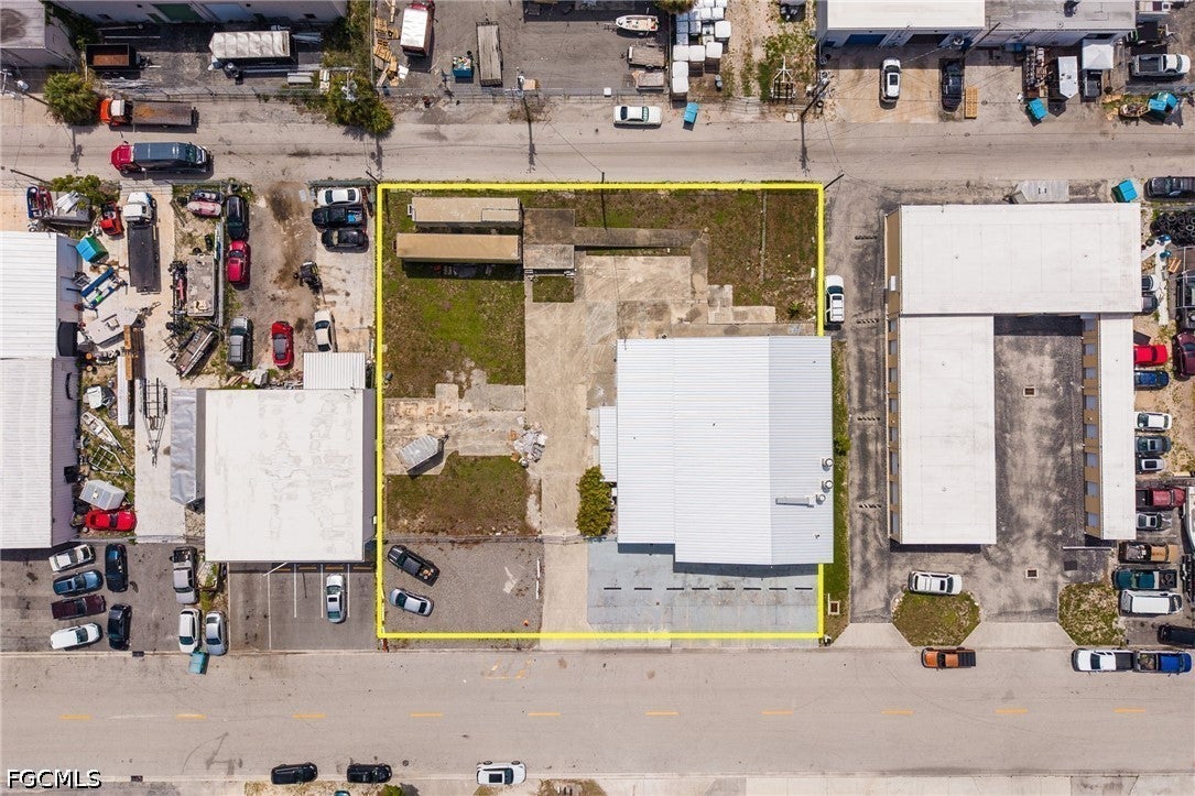 916 SE 14th Avenue