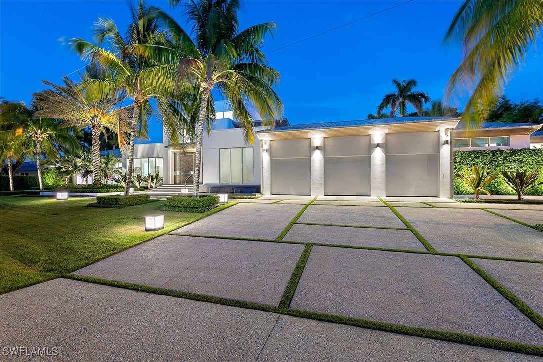2211 South Winds Drive