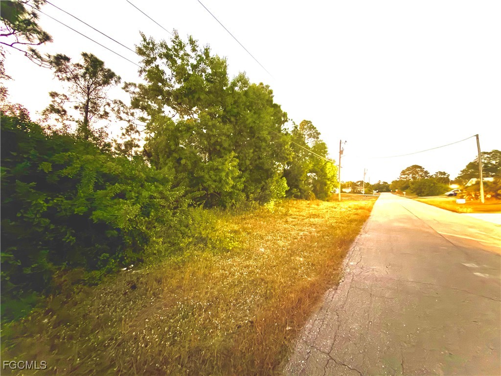 524 Harry Thayer Avenue S