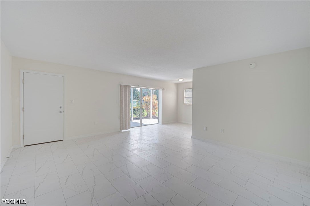 3225 E Riverside Drive 21B
