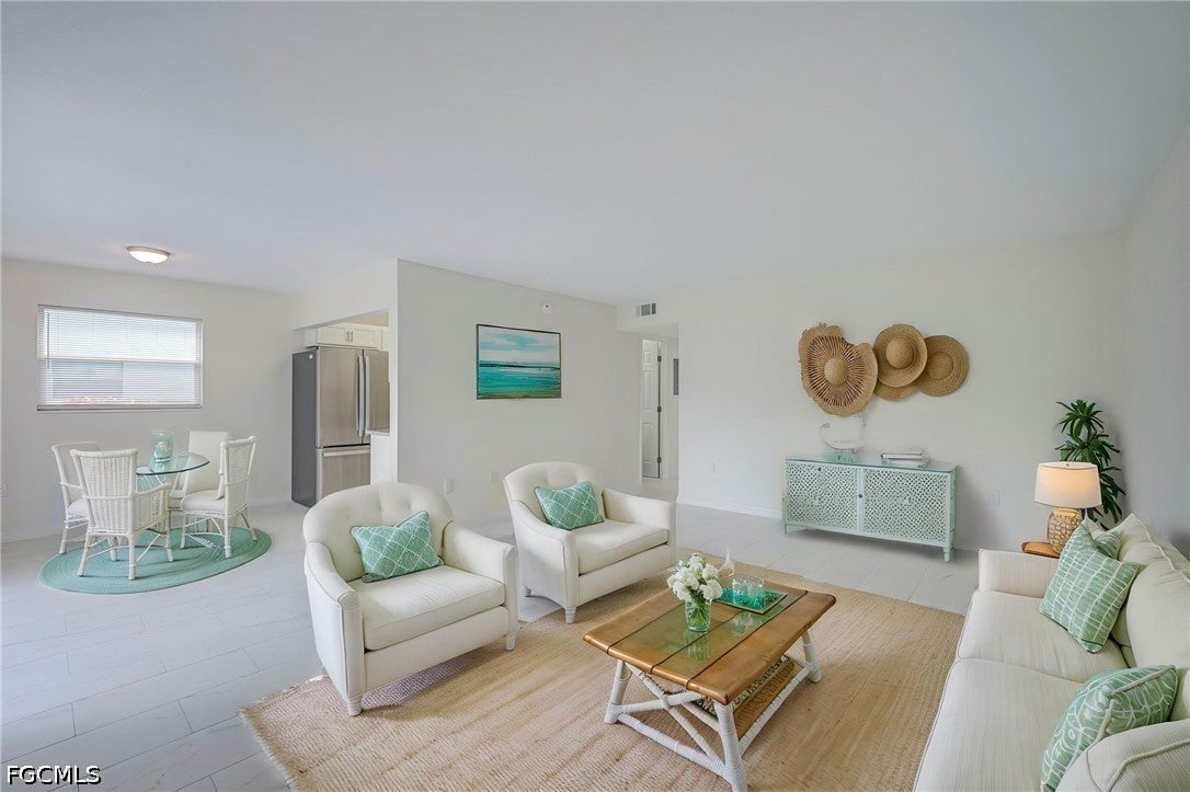 3225 E Riverside Drive 21B