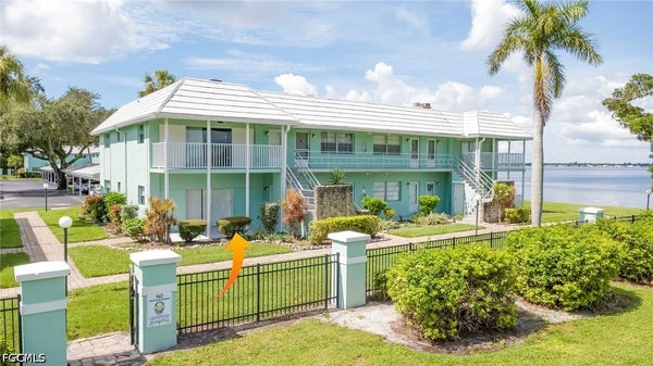 3225 E RIVERSIDE DR APT 21B, FORT MYERS, FL 33916 - Image ab0d38a32fdb0ef0e18e8bf2f1f7dfbf/4049775852