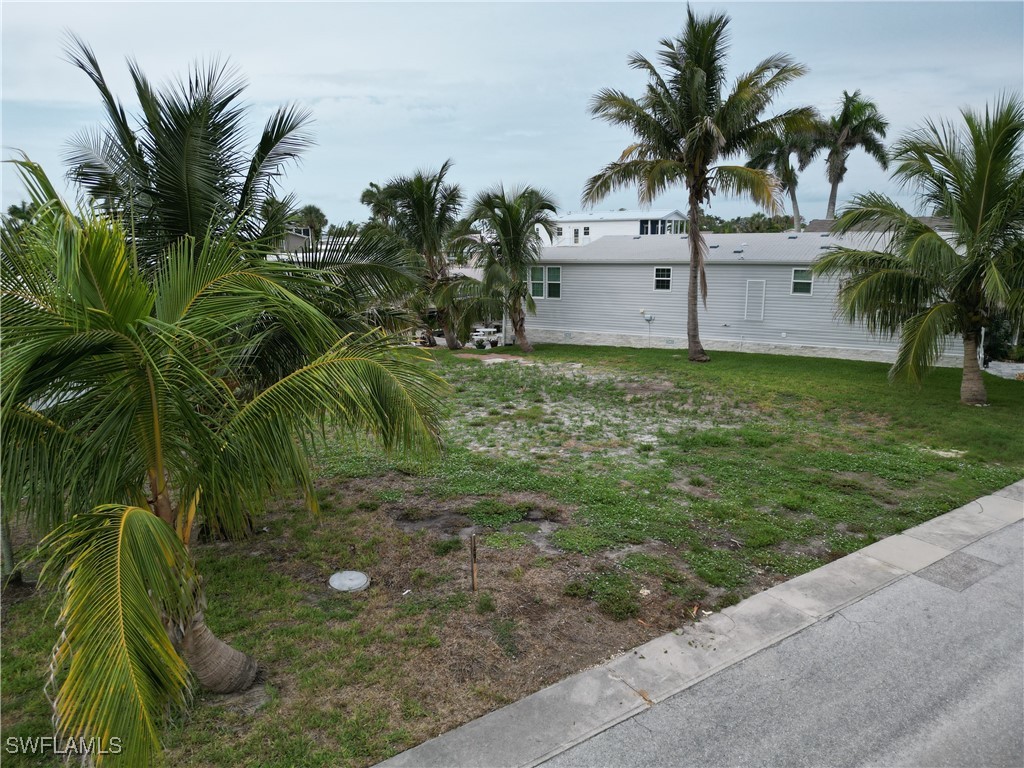 11271 Azalea Lane