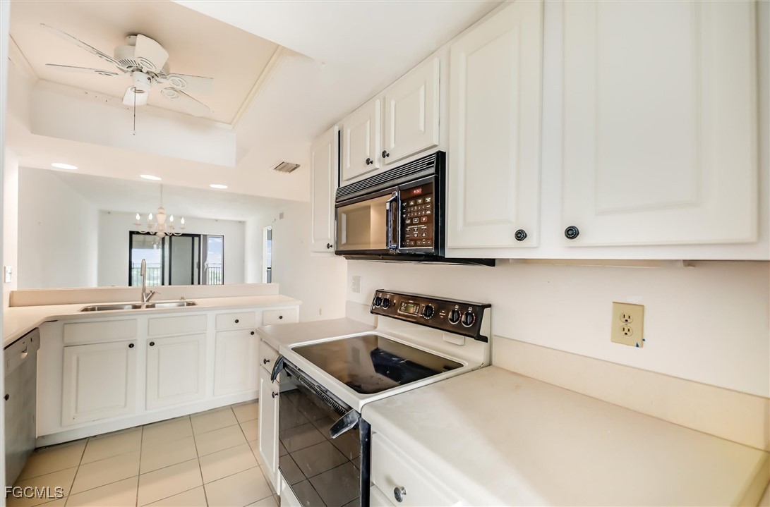 4263 Bay Beach Lane 713