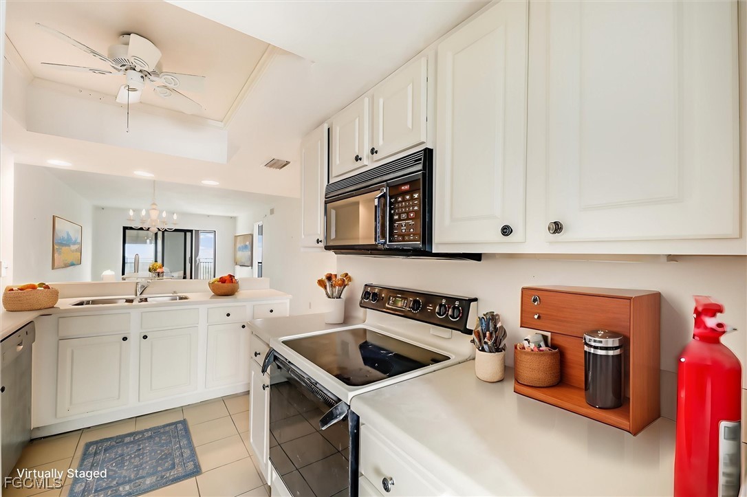4263 Bay Beach Lane 713