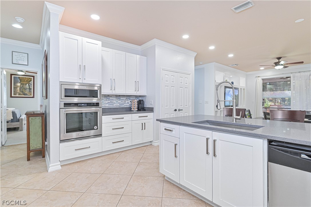 9006 Gladiolus Preserve Circle