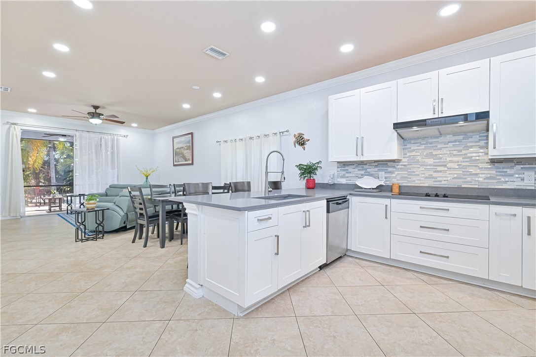 9006 Gladiolus Preserve Circle