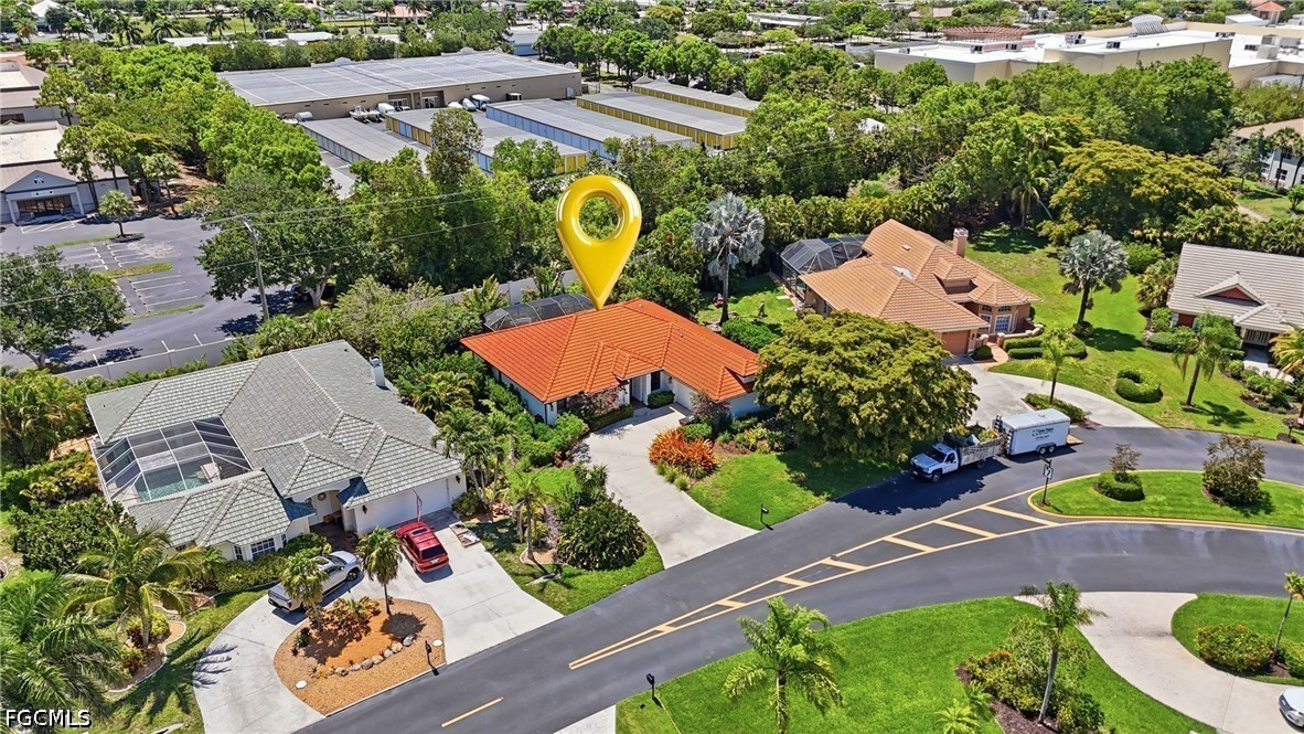 28360 Del Lago Way