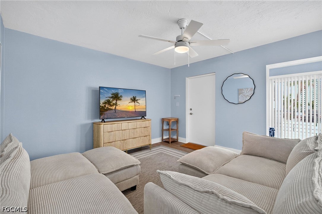 6500 Estero Boulevard F118