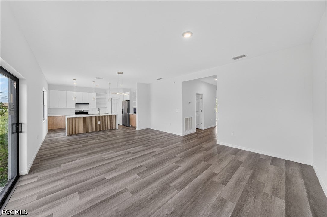 1727 NE 12th Terrace