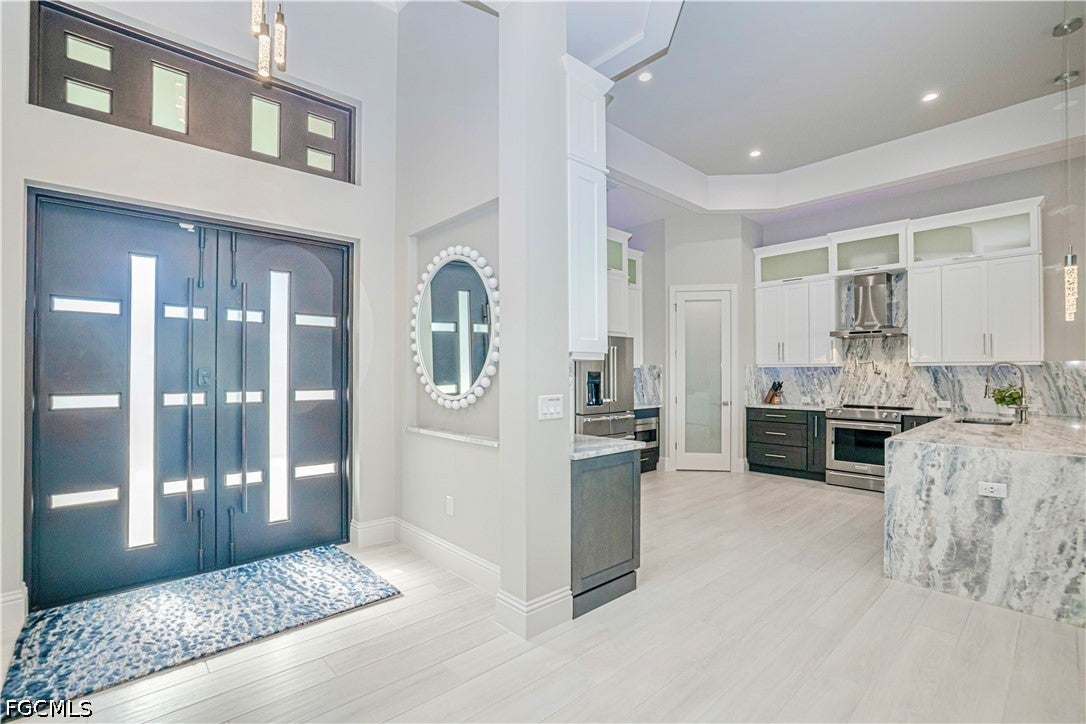 101 NW 38th Avenue