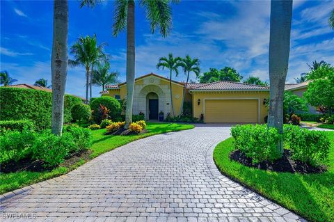 A home in NAPLES