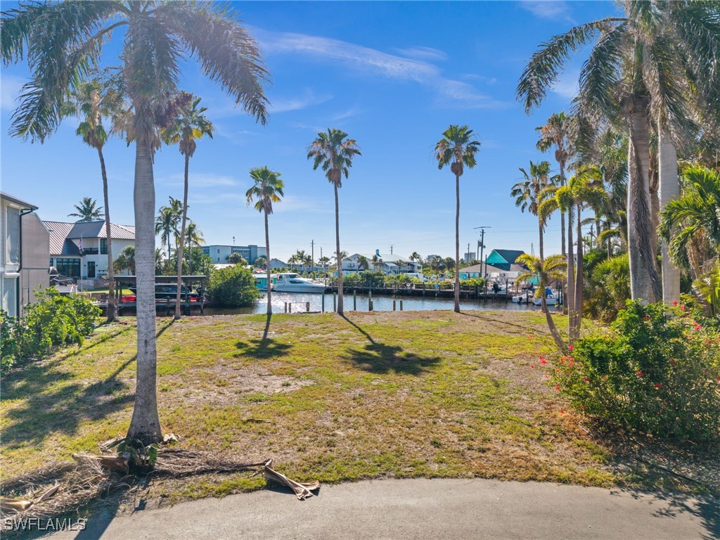 17890 Grey Heron Court