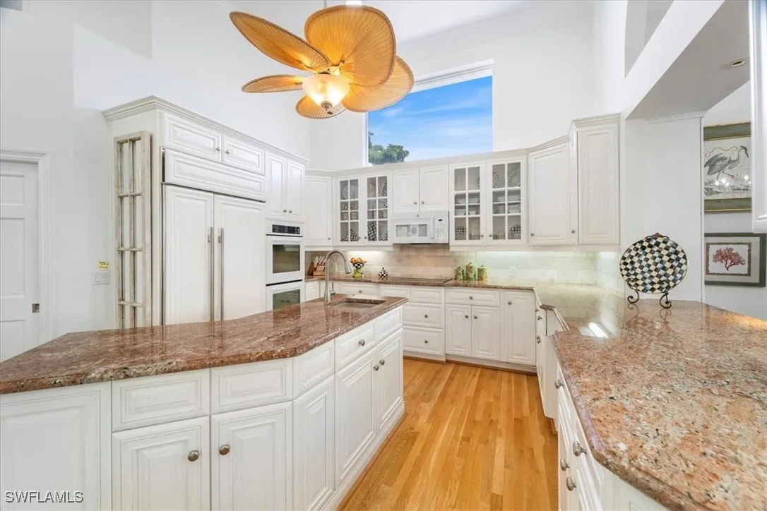 Bonita Springs, Florida 34134, United States, 4 Bedrooms Bedrooms, ,4 BathroomsBathrooms,Residential,Active,236118