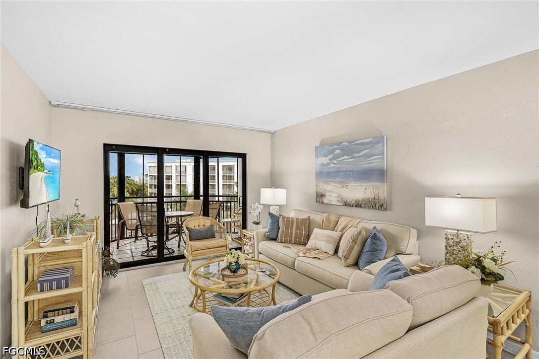 4263 Bay Beach Lane 314