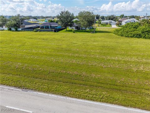 2134 Diplomat Parkway E Cape Coral FL 33909